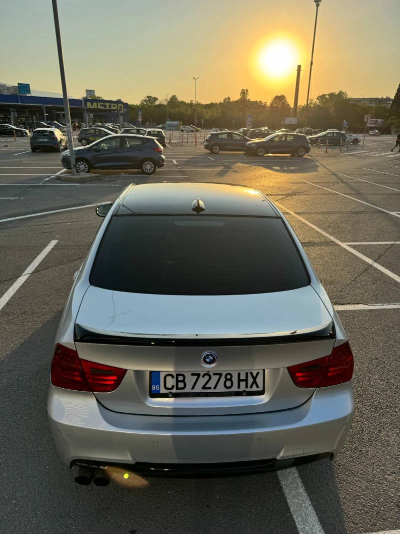 BMW 330 d LCI Mpack/Navi/Shadow line, снимка 5 - Автомобили и джипове - 49305845