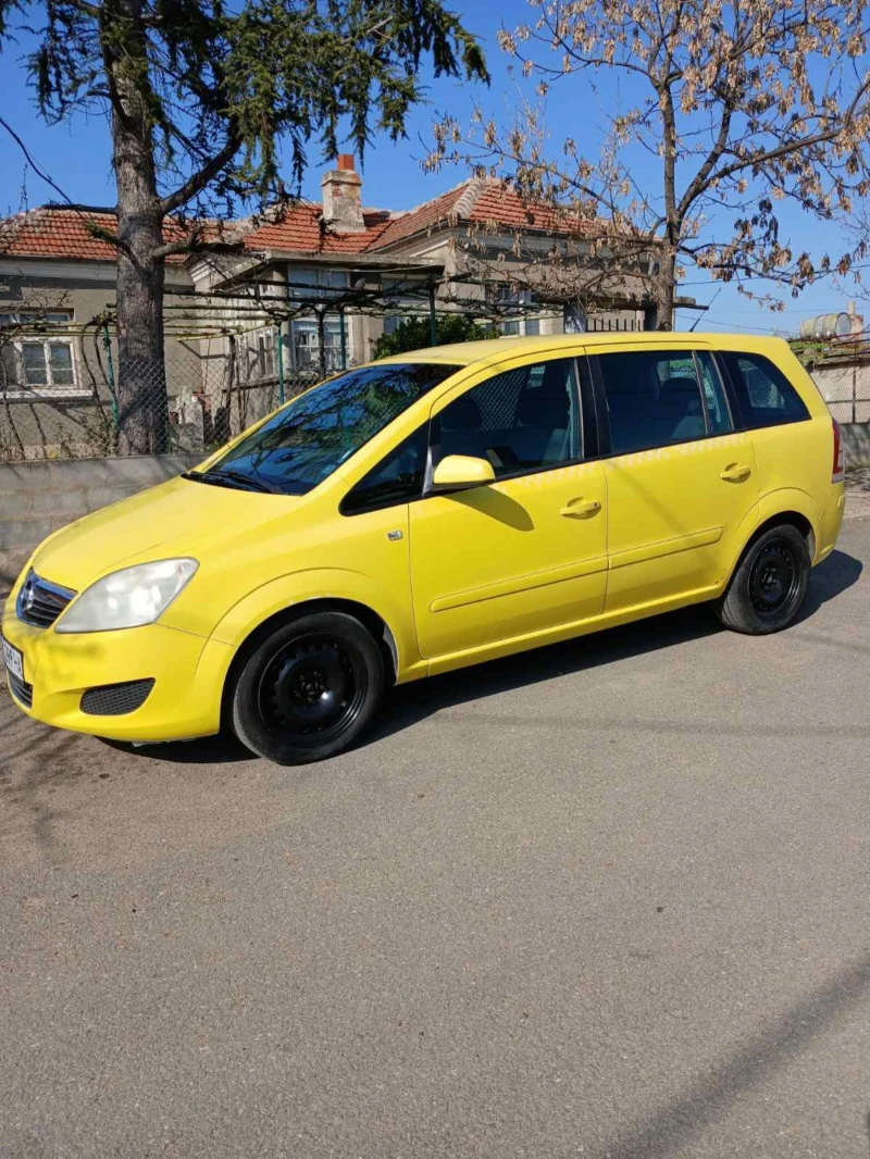 Opel Zafira 1.7, снимка 10 - Автомобили и джипове - 49494684