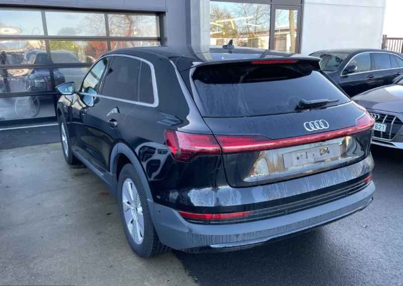 Audi E-Tron 50 quattro, снимка 5 - Автомобили и джипове - 49535209