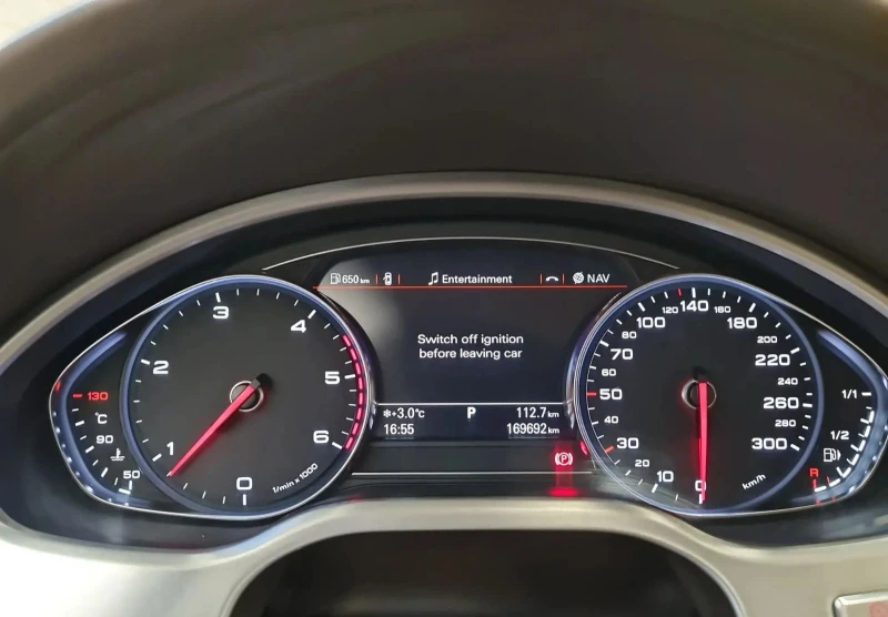 Audi A8 4.2TDI/385HP/QUATTRO/360/MATRIX-LED/NAVI/E146, снимка 8 - Автомобили и джипове - 50345650