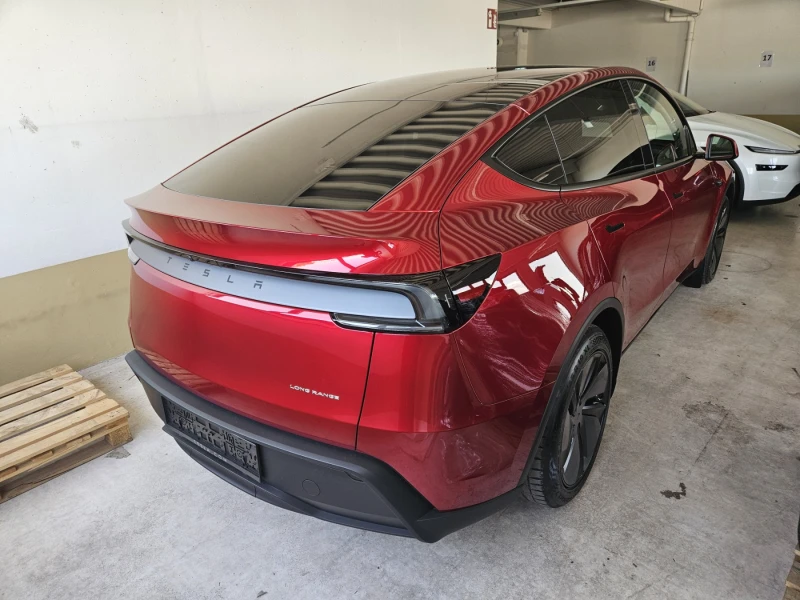 Tesla Model Y Long Range All Wheel Drive ULTRA RED, снимка 3 - Автомобили и джипове - 50794871