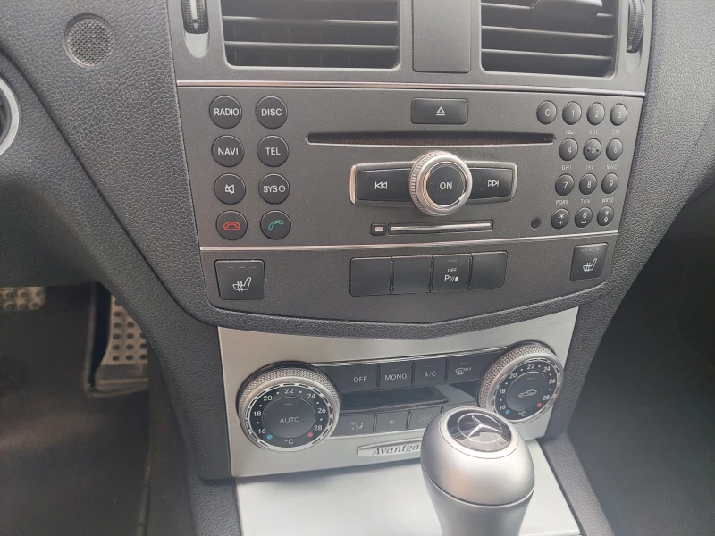Mercedes-Benz C 350, снимка 9 - Автомобили и джипове - 51554493