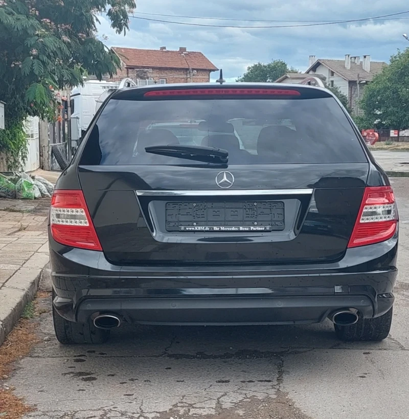 Mercedes-Benz C 350, снимка 3 - Автомобили и джипове - 51554493