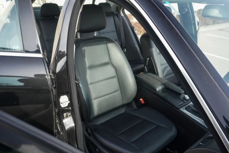 Mercedes-Benz C 280 4matic Швейцария , снимка 10 - Автомобили и джипове - 53246816