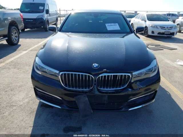 BMW 740 Li| HARMAN/KARDON| ПАНО| 360| GESTURE| , снимка 2 - Автомобили и джипове - 54113566