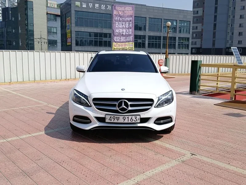 Mercedes-Benz C 220, снимка 2 - Автомобили и джипове - 54282281