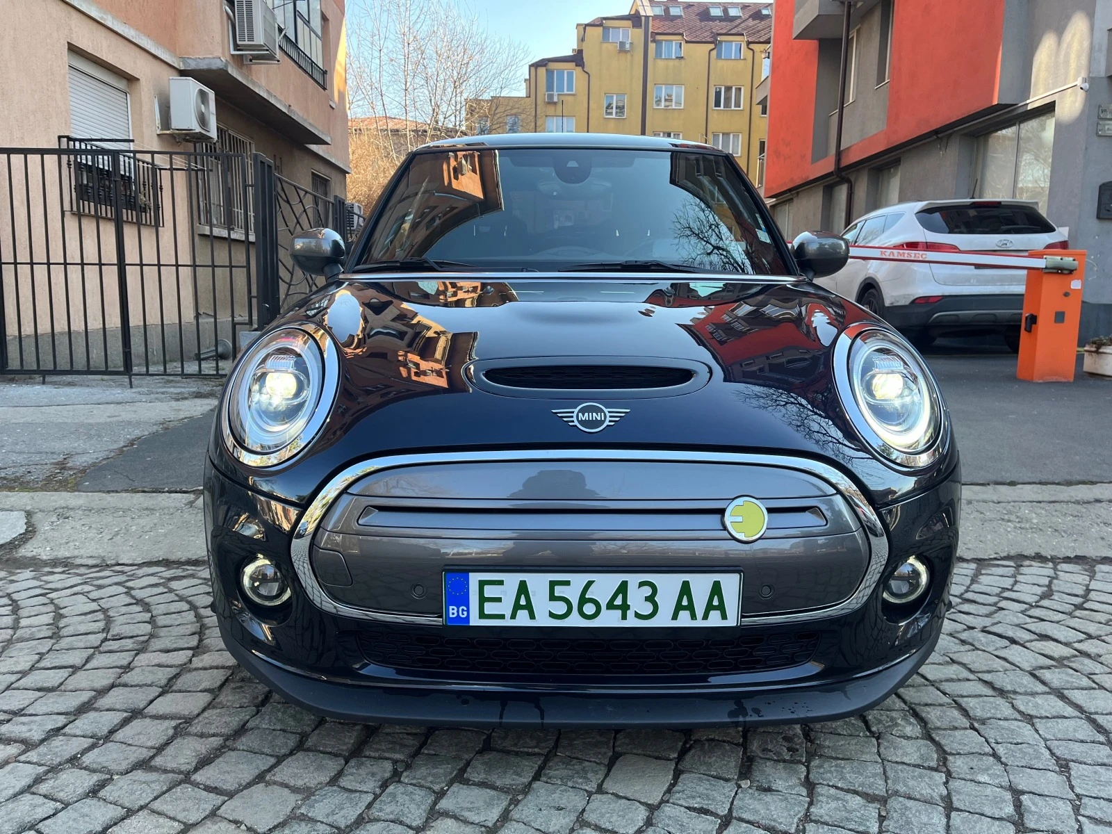 Mini Cooper Cooper SE 12500 - изображение 3