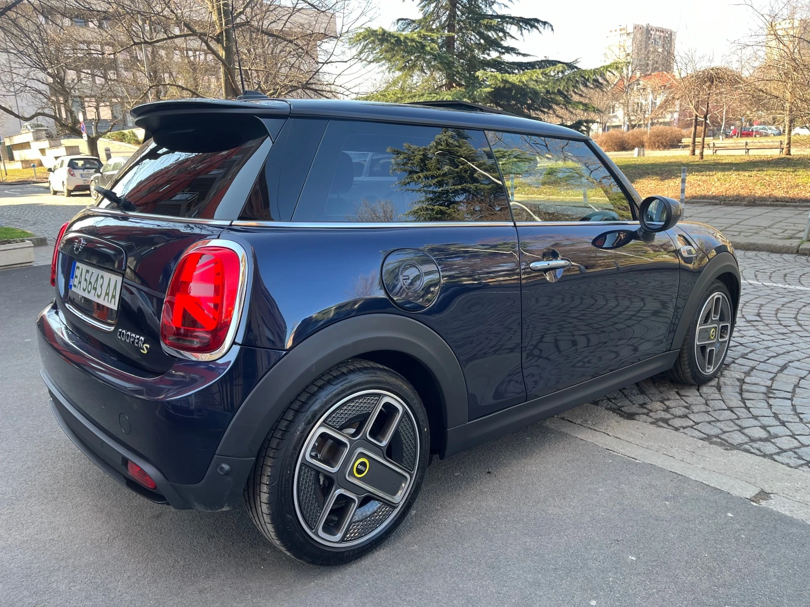 Mini Cooper Cooper SE 12500 - изображение 5