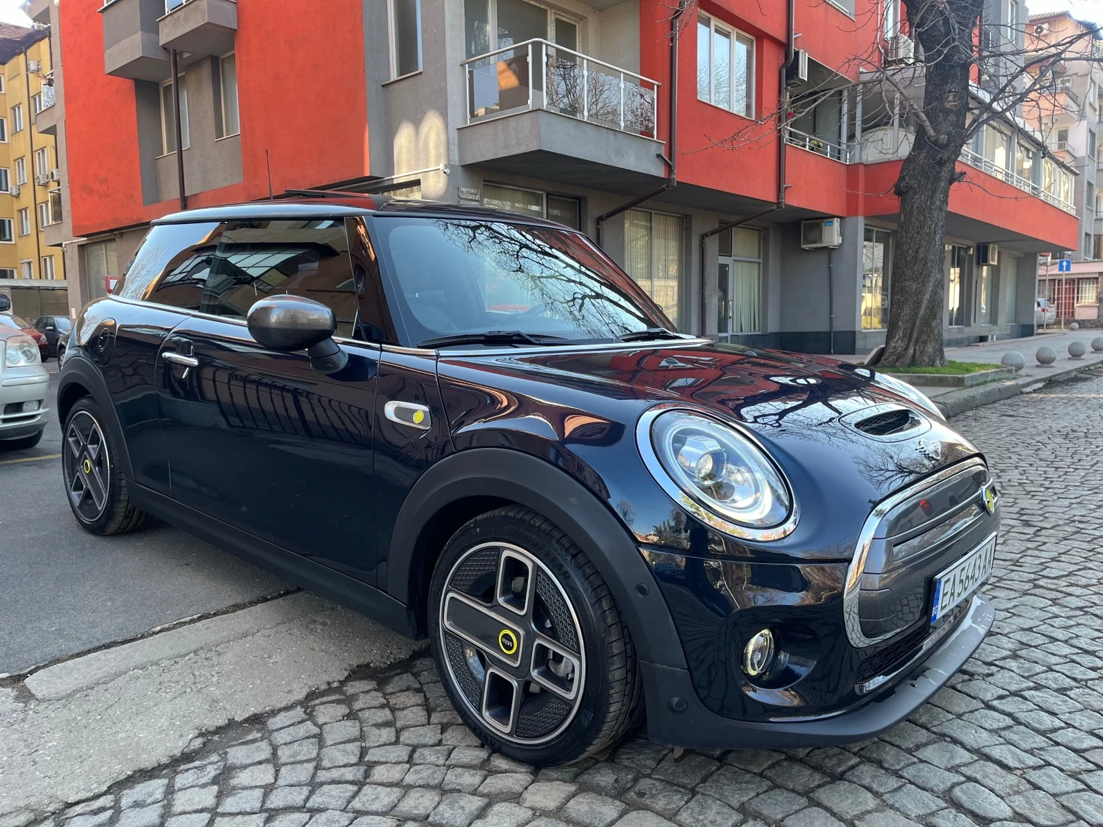 Mini Cooper Cooper SE 12500 - изображение 4