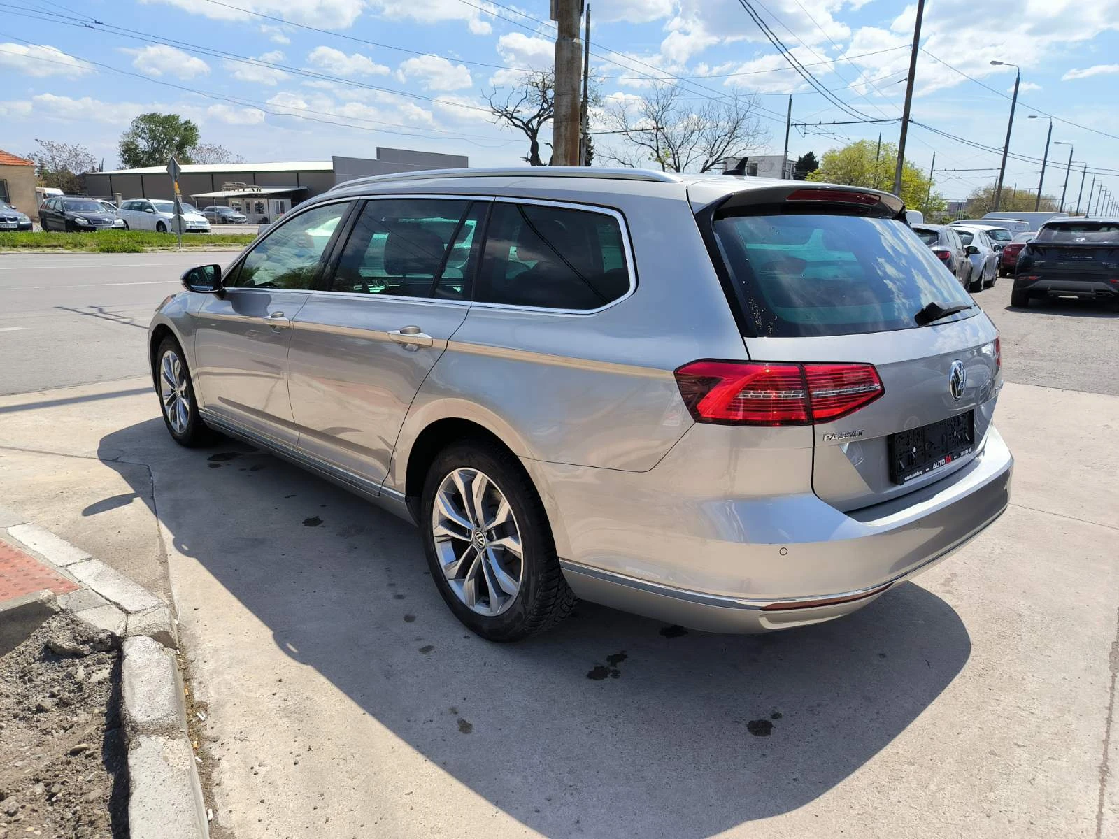 VW Passat 2.0d-Navi-6sk.-Euro-6B - изображение 7