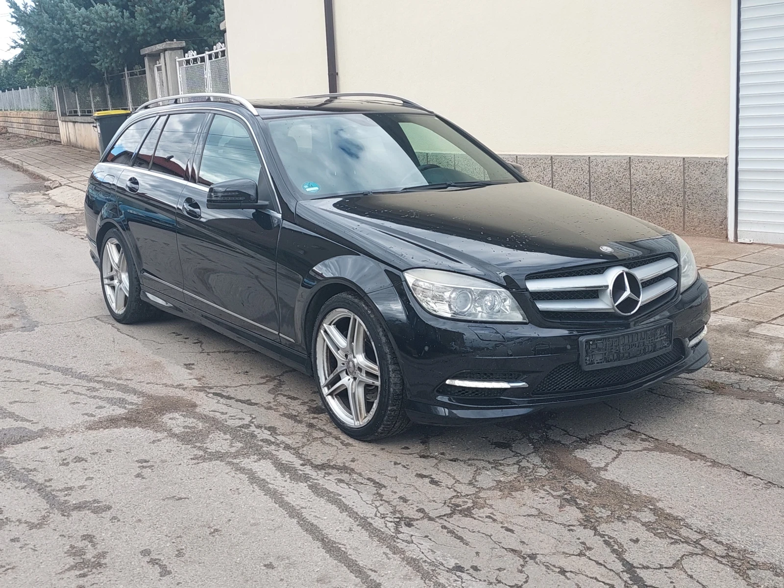 Mercedes-Benz C 350  - изображение 6