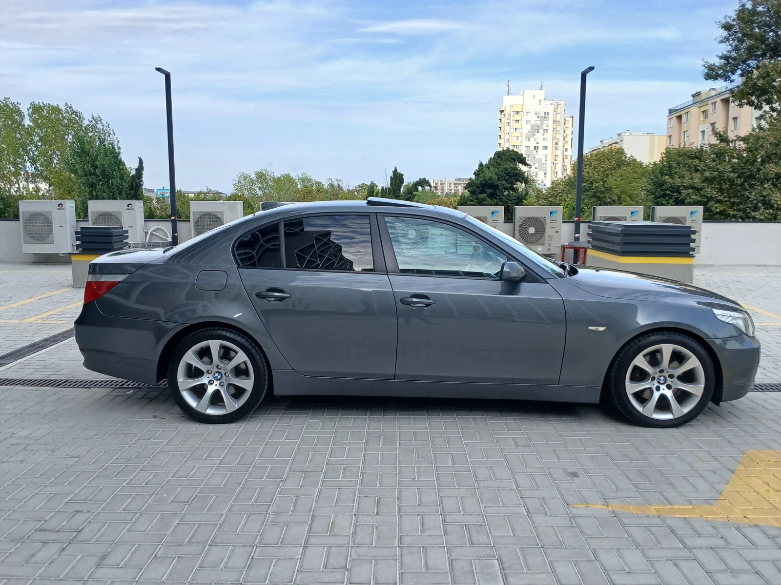 BMW 530 3.0D - изображение 6