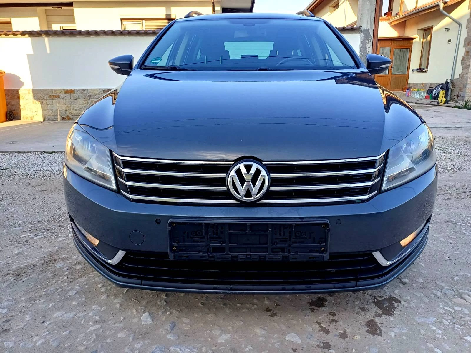 VW Passat 2.0 TDI-NAVI, снимка 2 - Автомобили и джипове - 53707908