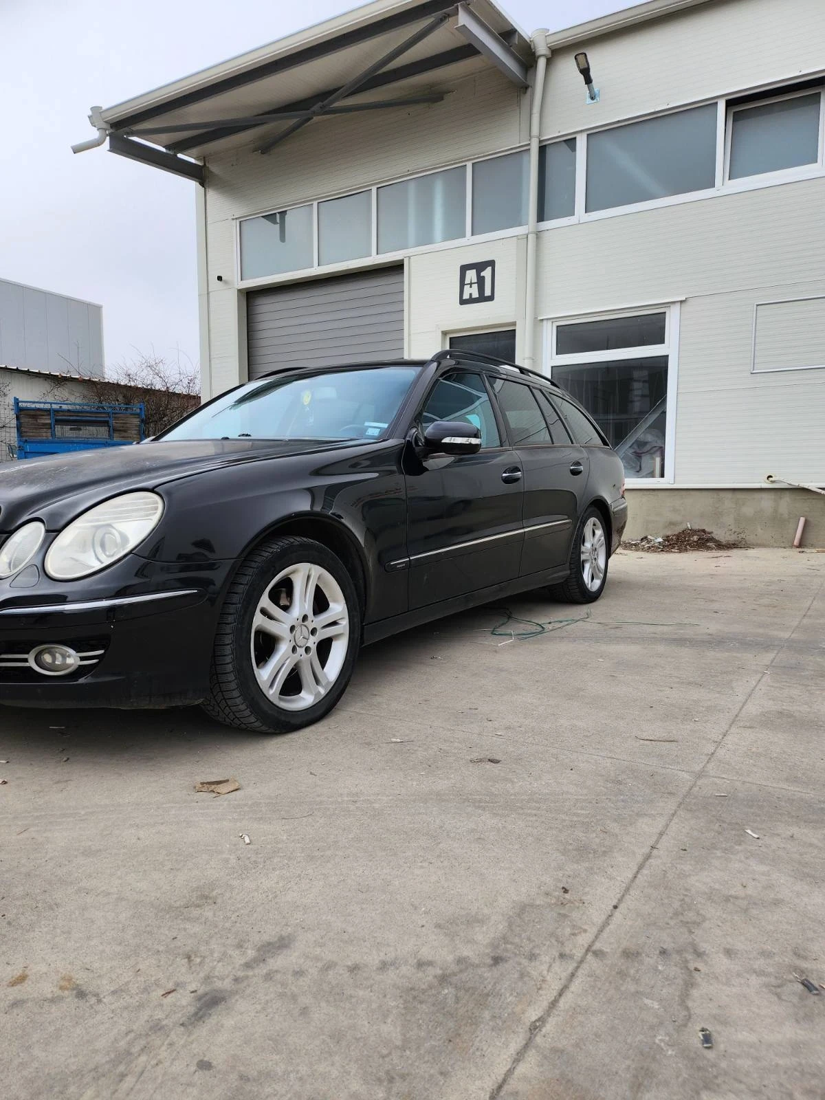 Mercedes-Benz E 320 E320CDI, снимка 7 - Автомобили и джипове - 54025554