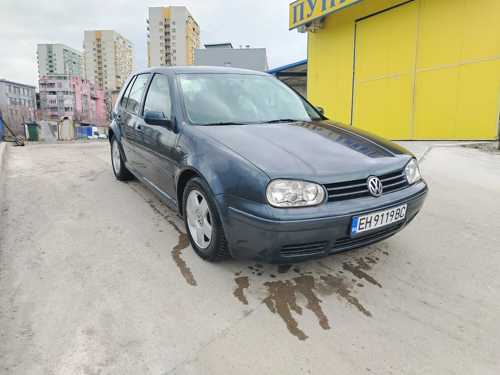 VW Golf IV, снимка 3 - Автомобили и джипове - 54071729