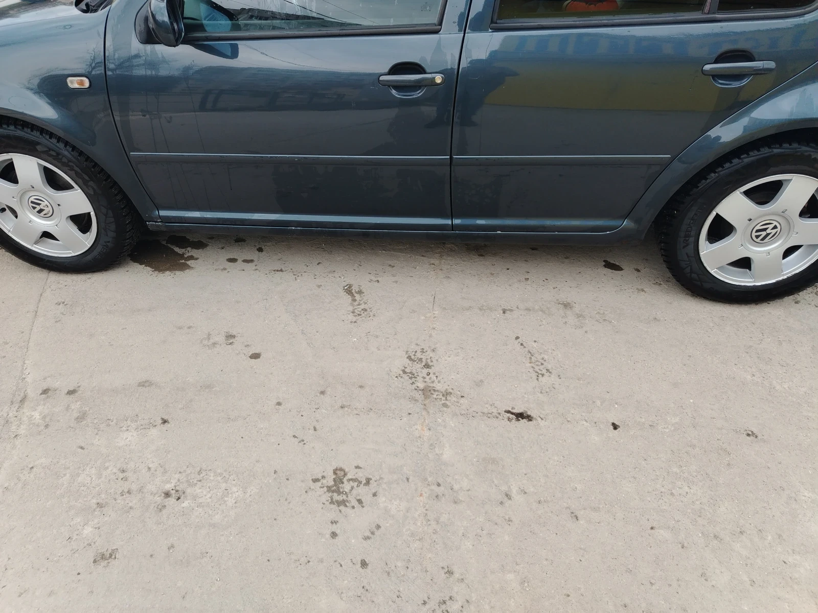 VW Golf IV, снимка 7 - Автомобили и джипове - 54071729