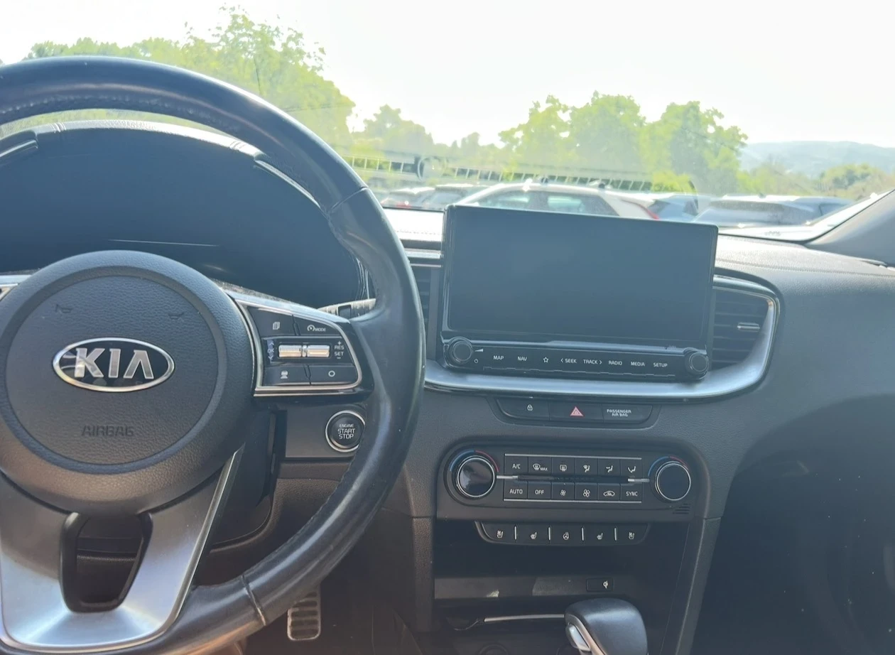 Kia XCeed, снимка 3 - Автомобили и джипове - 54153482