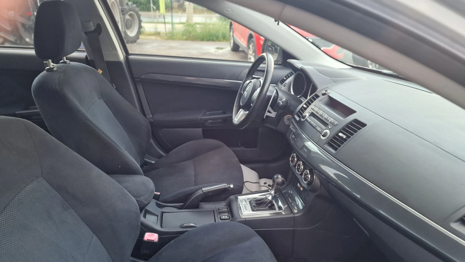 Mitsubishi Lancer 2.0 Turbo 4x4 Rallyart, снимка 12 - Автомобили и джипове - 54626407