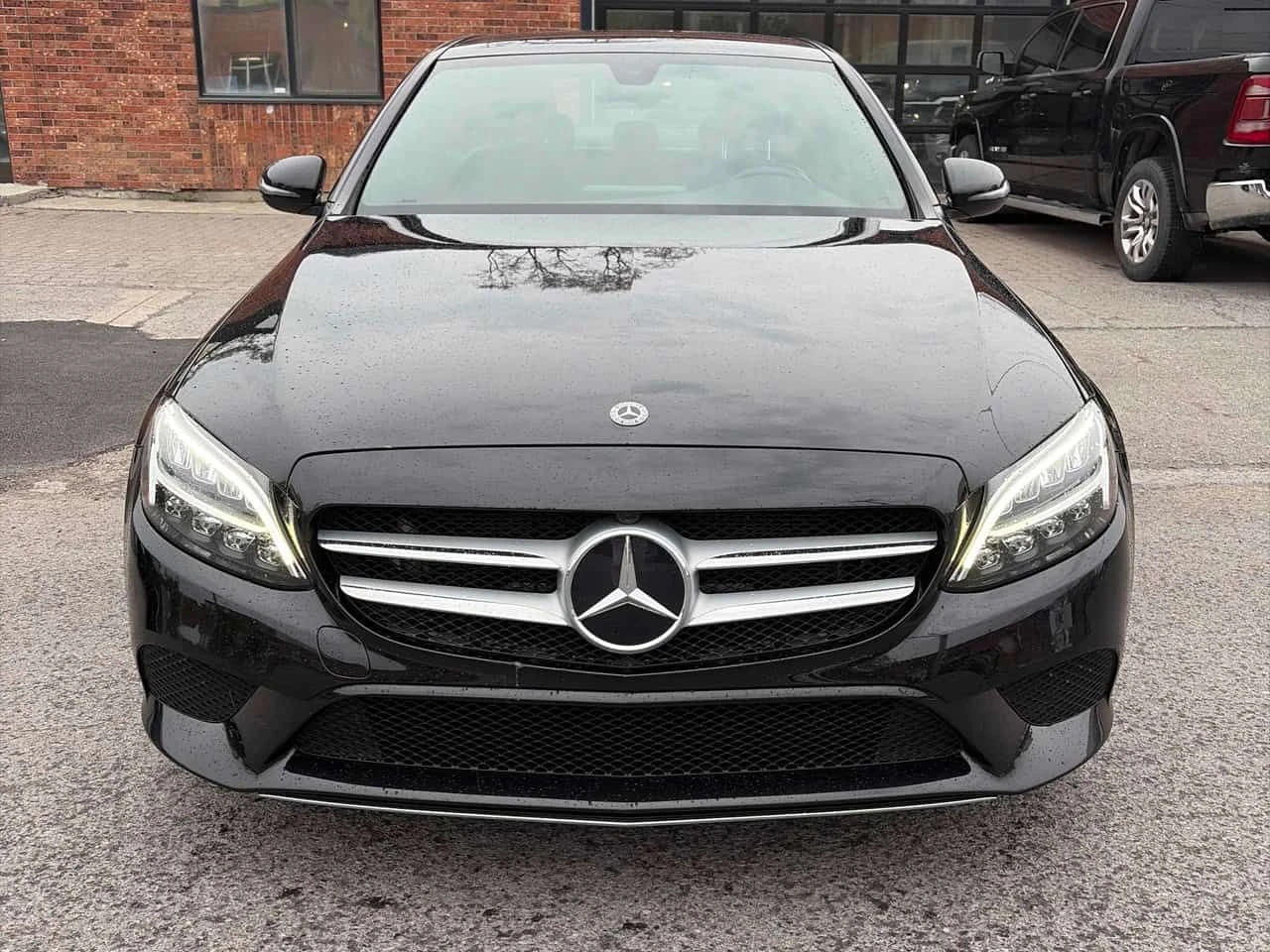 Mercedes-Benz C 300 * CARFAX * ЦЕНА ДО БГ, снимка 5 - Автомобили и джипове - 54681949