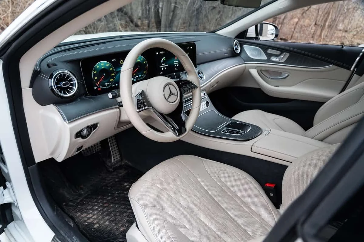 Mercedes-Benz CLS 450 BURMESTER| ОБДУХВАНЕ| PANO| 360CAM| CARFAX| , снимка 9 - Автомобили и джипове - 54699516