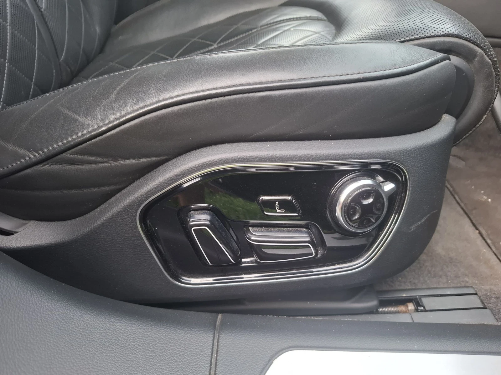 Audi A8, снимка 15 - Автомобили и джипове - 54961043