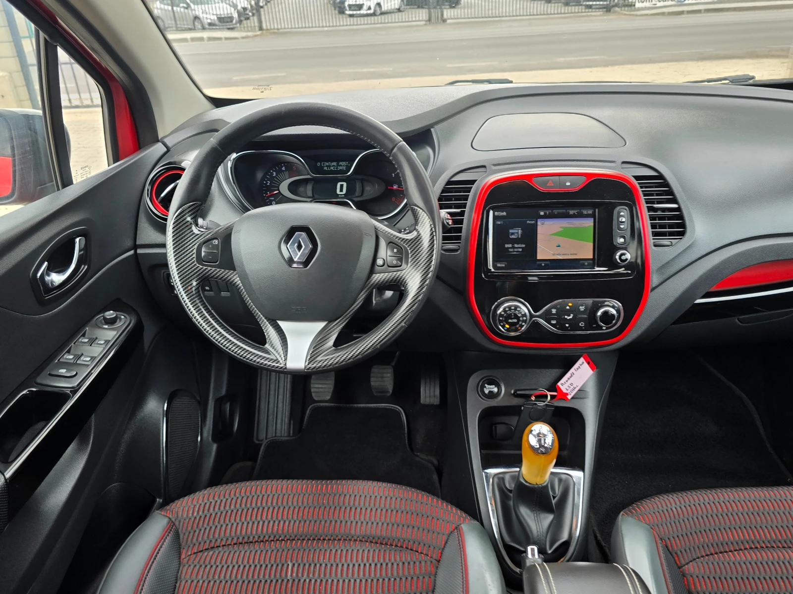 Renault Captur 1.5D, 90к.с., Hypnotic, Кожа, Камера!, снимка 10 - Автомобили и джипове - 55199612