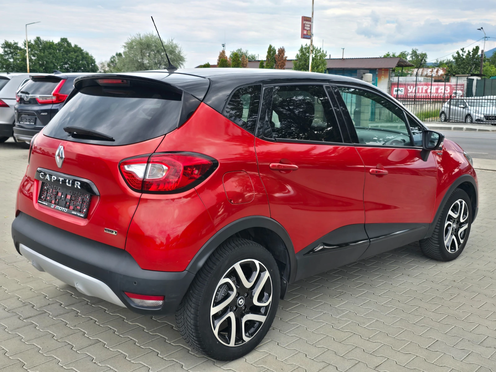 Renault Captur 1.5D, 90к.с., Hypnotic, Кожа, Камера!, снимка 3 - Автомобили и джипове - 55199612