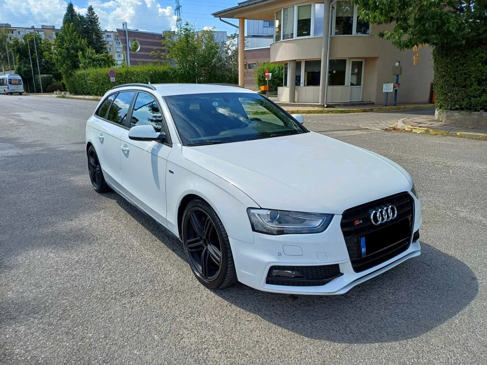 Audi A4 3.0 TFSI Avant Quattro S-Line Sportpaket, снимка 7 - Автомобили и джипове - 55942293
