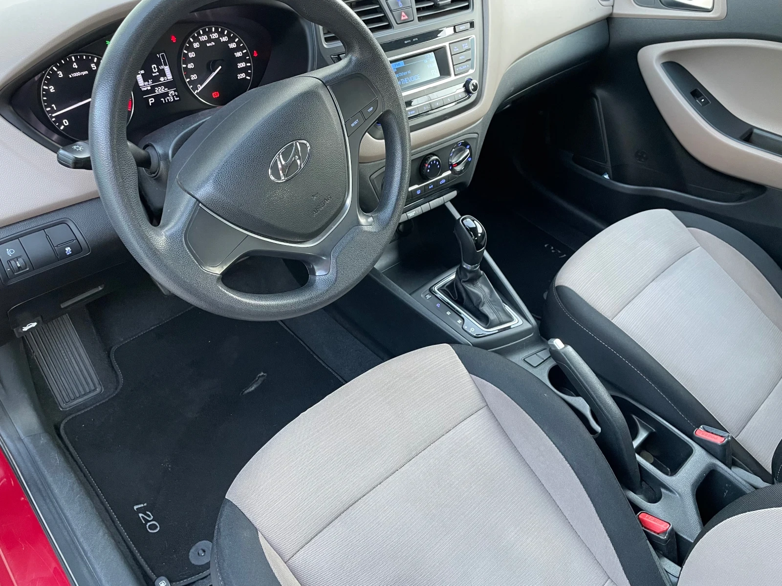 Hyundai I20 1.4i Auto, снимка 9 - Автомобили и джипове - 55982806