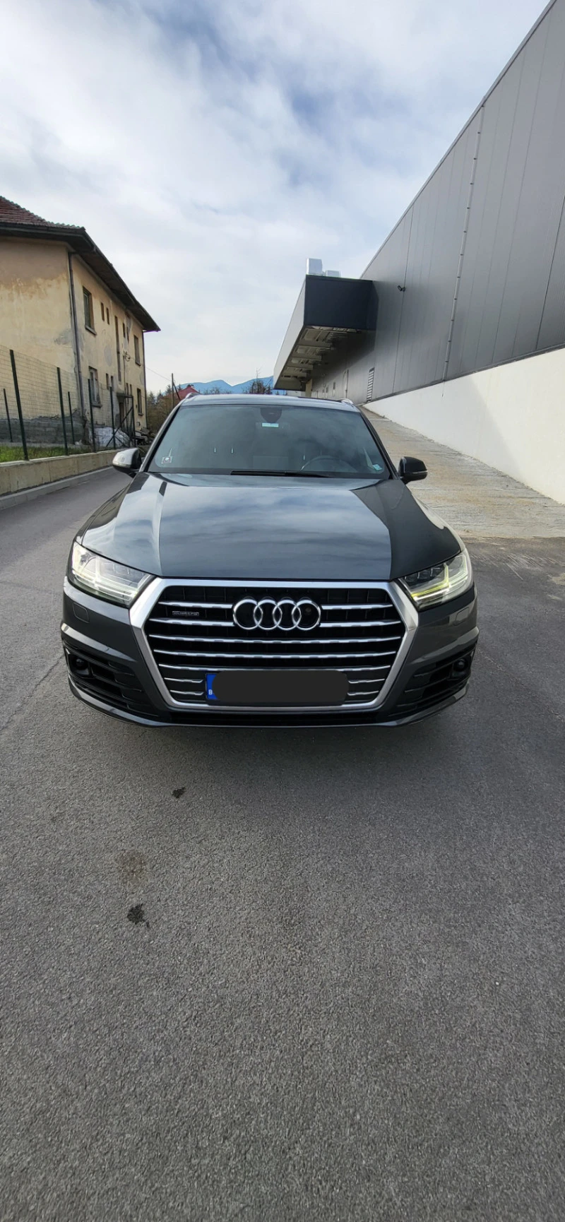 Audi Q7, снимка 2 - Автомобили и джипове - 47080554