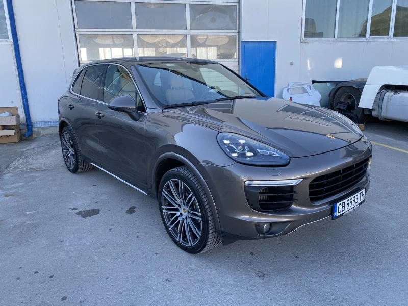 Porsche Cayenne 3.0 Diesel 250к.с.  - MATRIX / FACELIFT / CAMERA, снимка 2 - Автомобили и джипове - 46507521