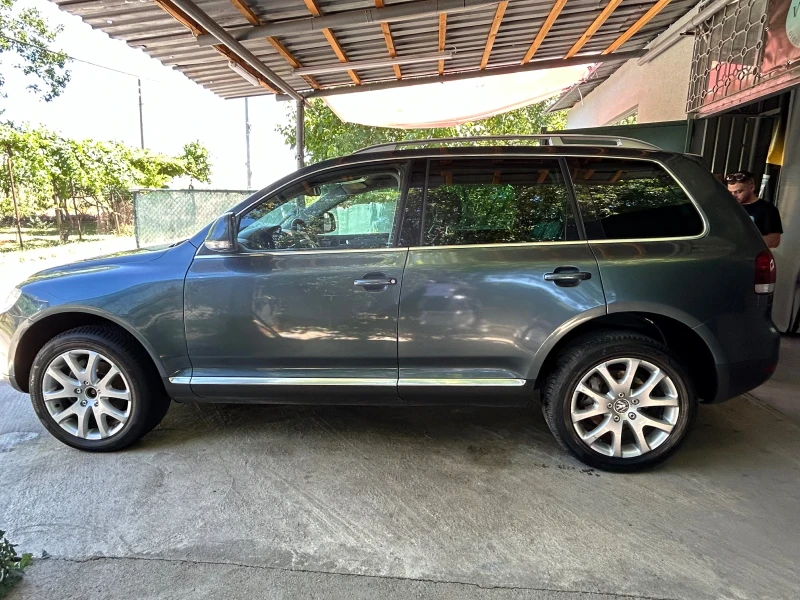 VW Touareg, снимка 10 - Автомобили и джипове - 47507424