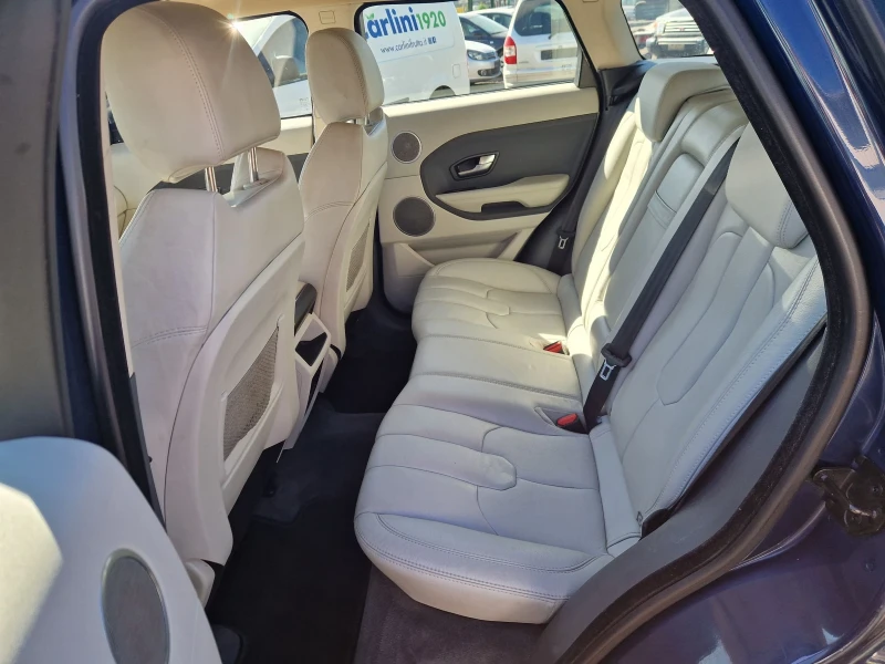 Land Rover Evoque 2.2D 150HP.4X4 ITALIA, снимка 11 - Автомобили и джипове - 51792772