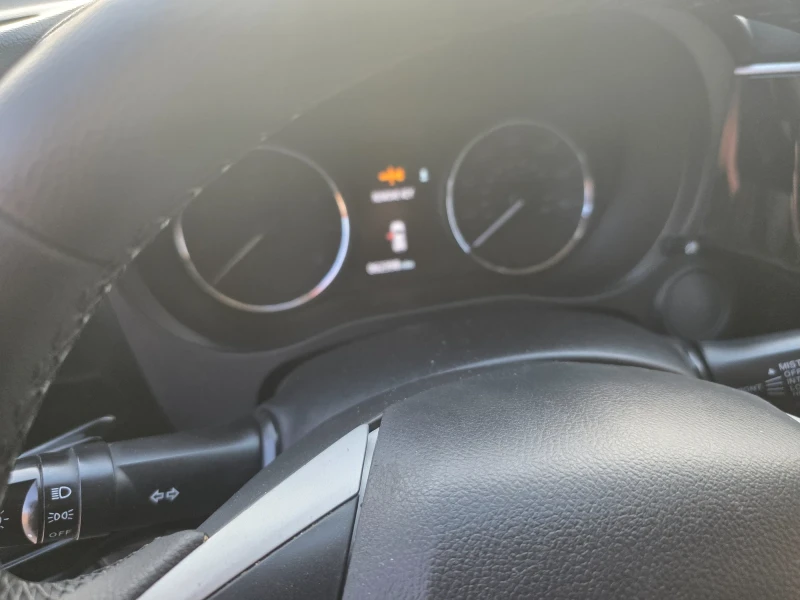 Mitsubishi Outlander 2.4 170кс., снимка 6 - Автомобили и джипове - 52831505