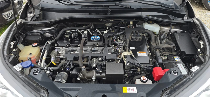 Toyota C-HR 1.8 HYBRID ГАРАНЦИОННА, снимка 7 - Автомобили и джипове - 53370941