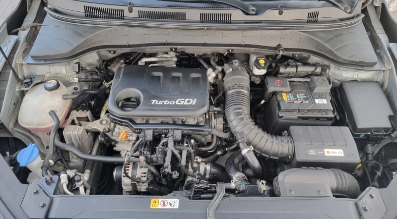 Hyundai Kona 1.0  120кс, снимка 9 - Автомобили и джипове - 53470279