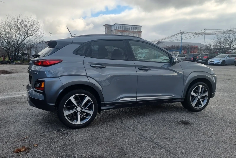 Hyundai Kona 1.0  120кс, снимка 4 - Автомобили и джипове - 53470279