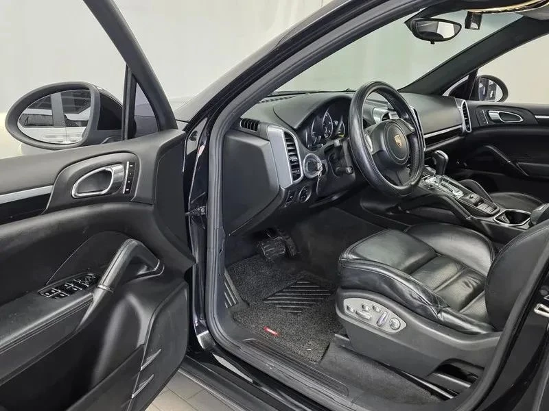 Porsche Cayenne, снимка 10 - Автомобили и джипове - 56724789