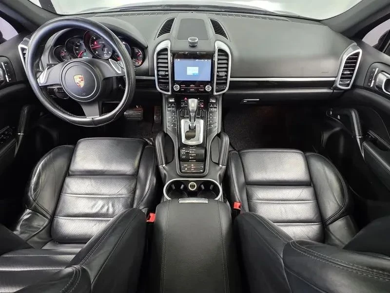 Porsche Cayenne, снимка 7 - Автомобили и джипове - 56724789