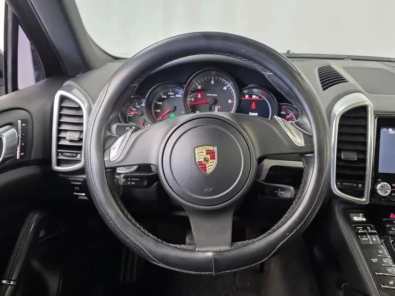 Porsche Cayenne, снимка 13 - Автомобили и джипове - 56724789