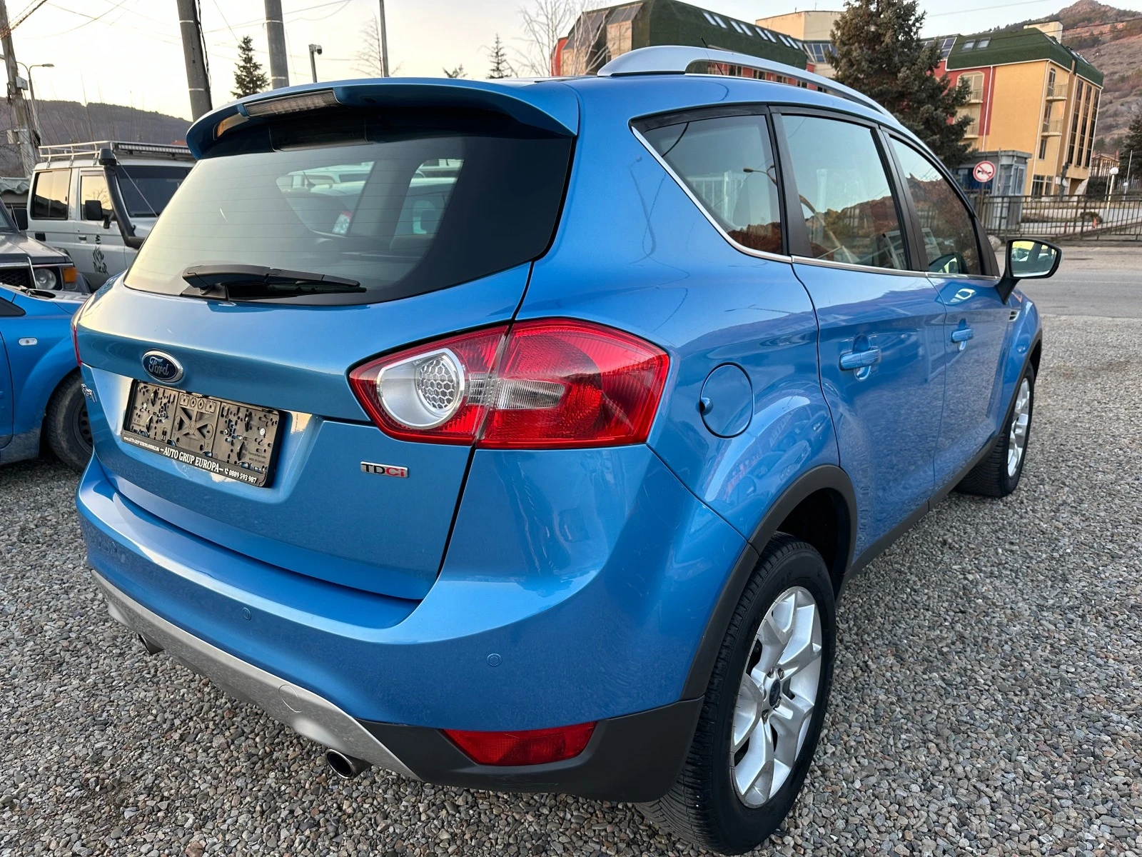 Ford Kuga 2.0TDCI  4x4 - изображение 4