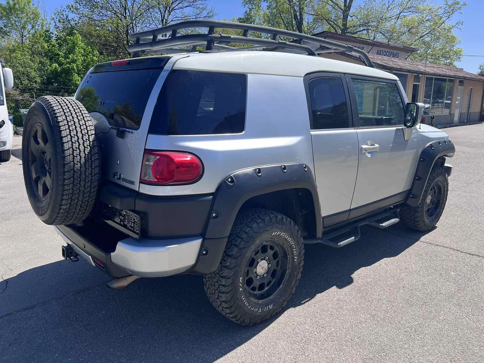 Toyota Fj cruiser  - изображение 4