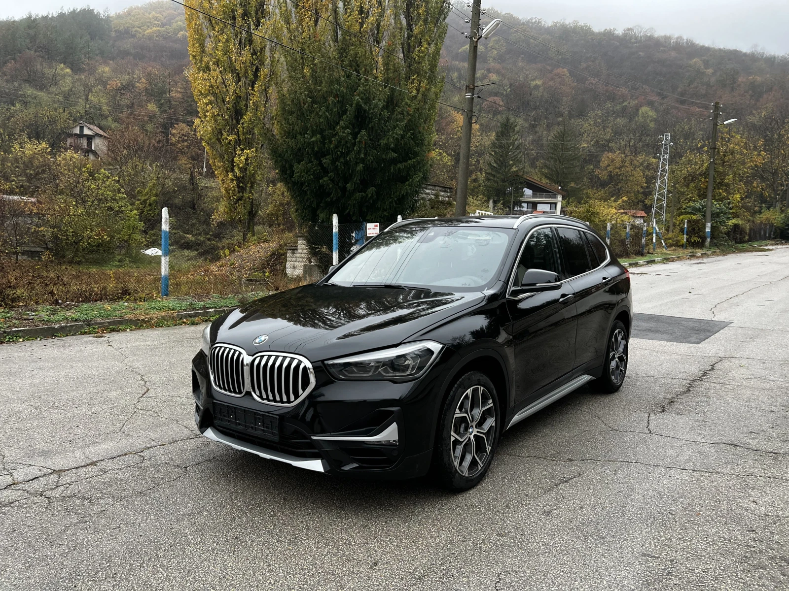 BMW X1 2.8 X-DRIVE - изображение 3