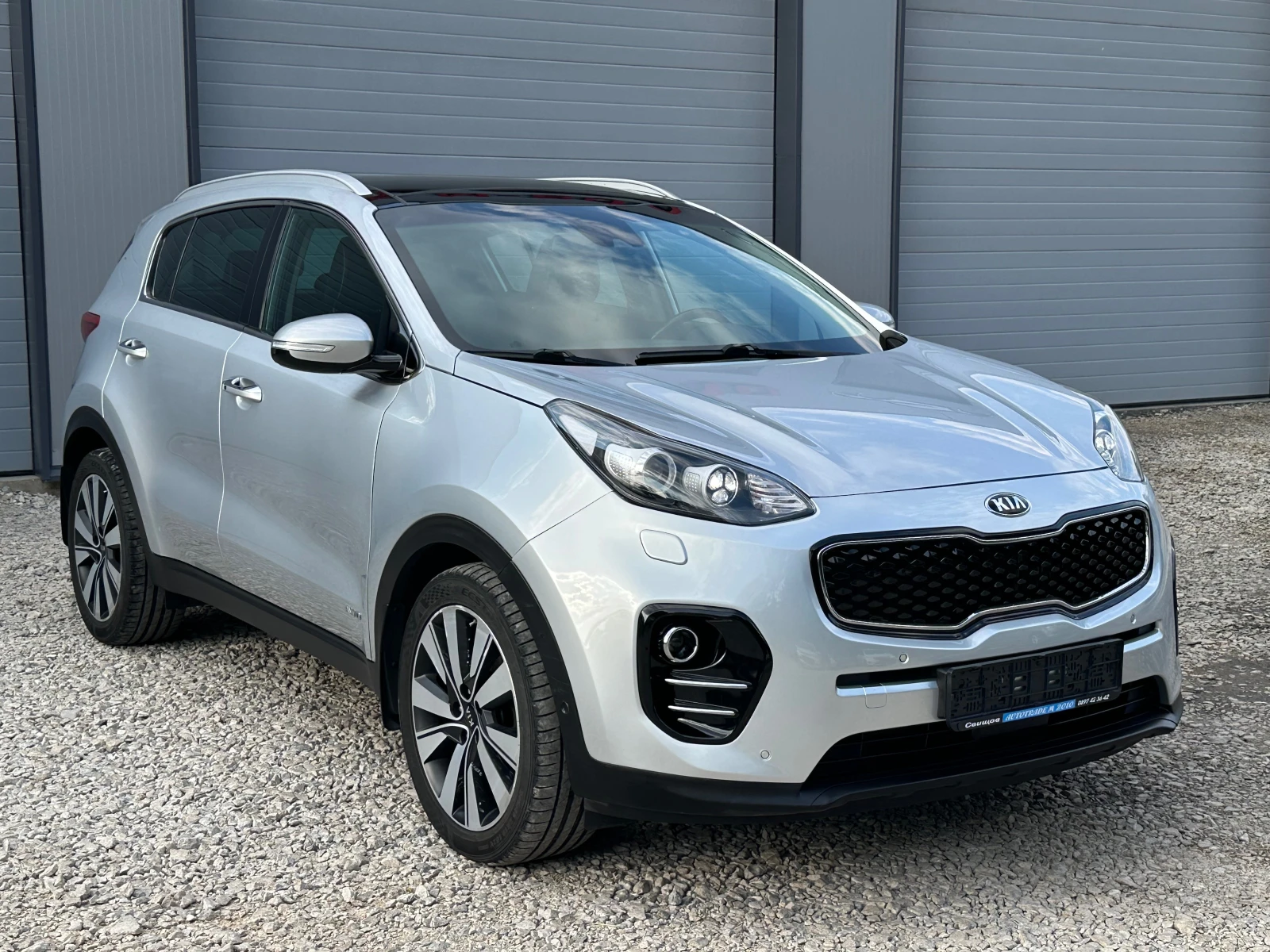 Kia Sportage 2.0CRDI* FULL* AVTOMAT* NAVI* 4WD - изображение 3