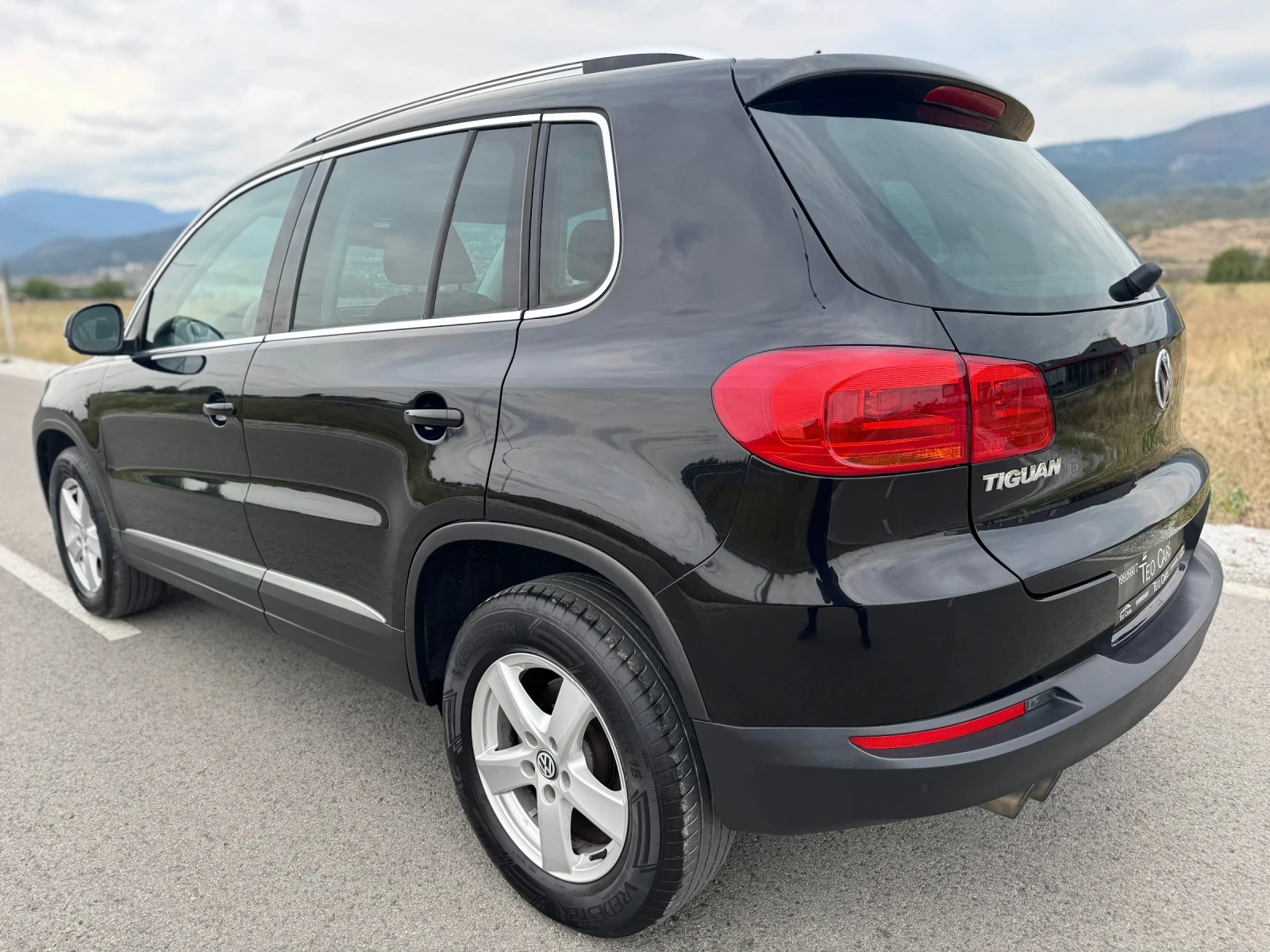 VW Tiguan 2.0TDI 140к. / LED / FACELIFT / 4MOTION / PANORAMA - изображение 8