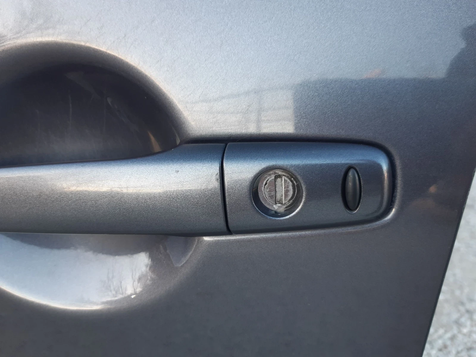 Mitsubishi Outlander 2.2 DIZEL NAVI -KAMERA | Mobile.bg   17