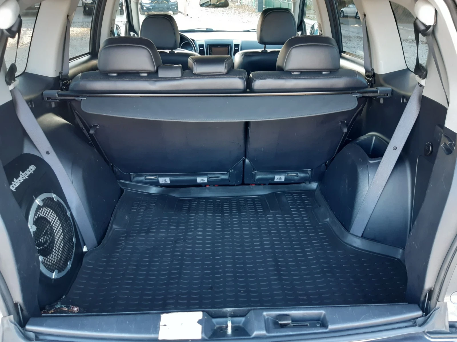 Mitsubishi Outlander 2.2 DIZEL NAVI -KAMERA | Mobile.bg   9