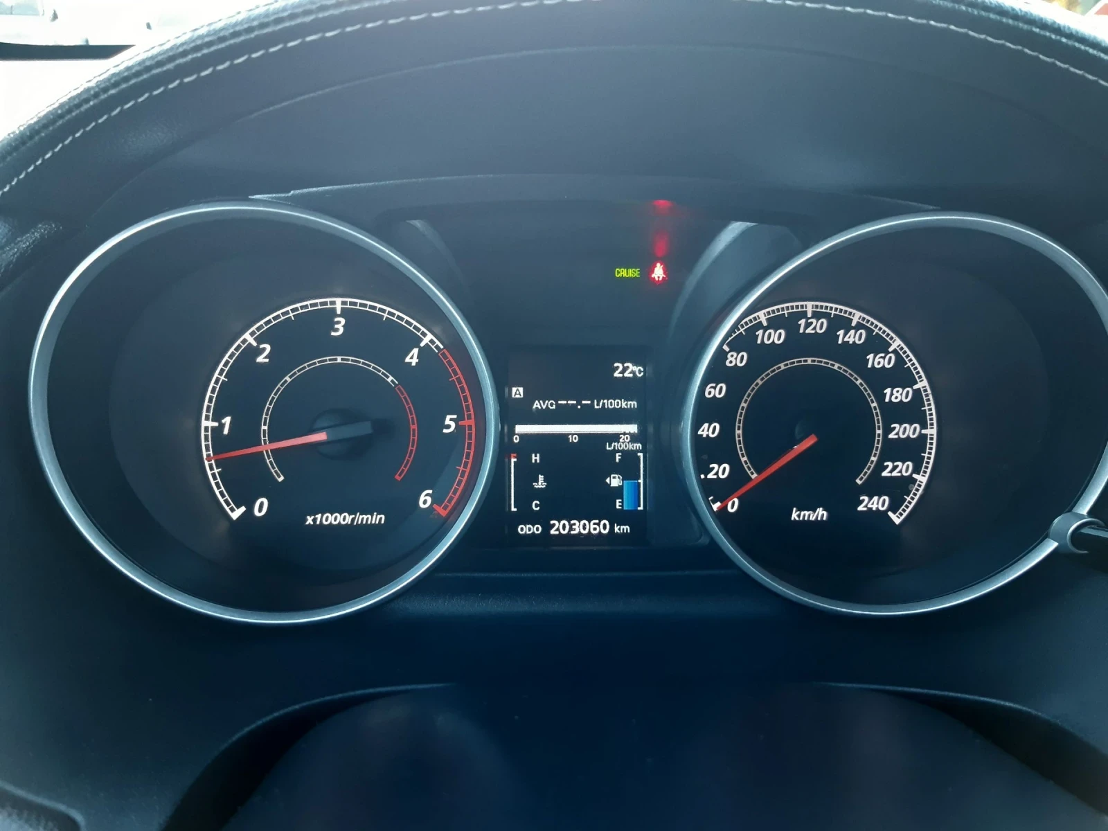 Mitsubishi Outlander 2.2 DIZEL NAVI -KAMERA | Mobile.bg   12