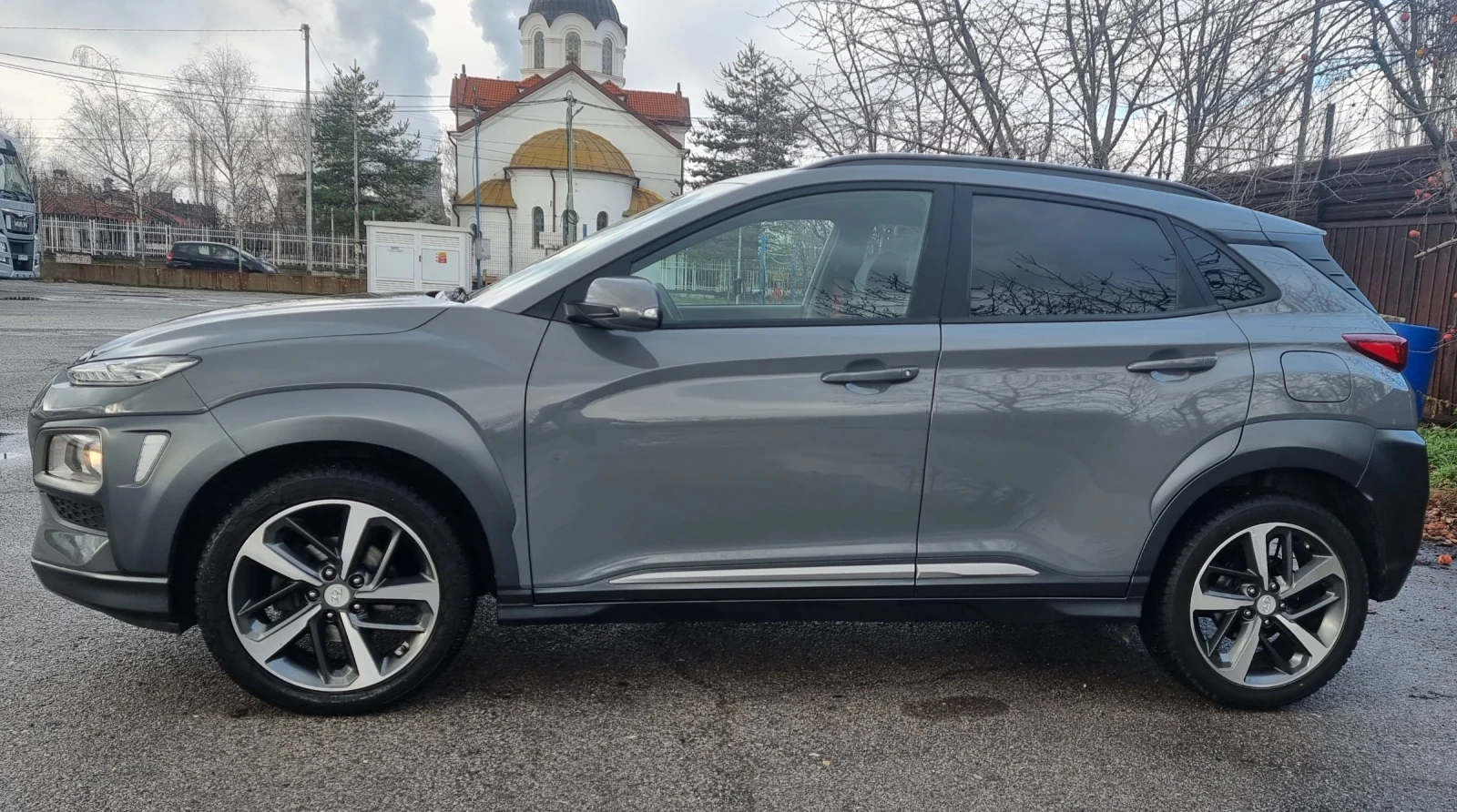 Hyundai Kona 1.0  120кс - изображение 6