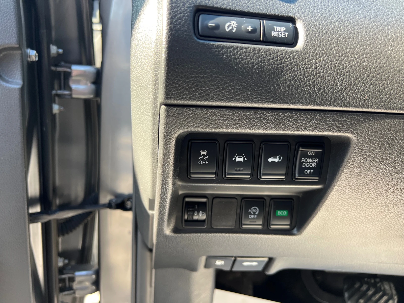 Nissan X-trail 1, 7dci150к.с Navi"4x4"Distron"360 kam, снимка 12 - Автомобили и джипове - 53800203